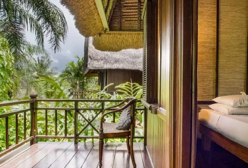 ホテル The Bali Purnati Center For The Arts