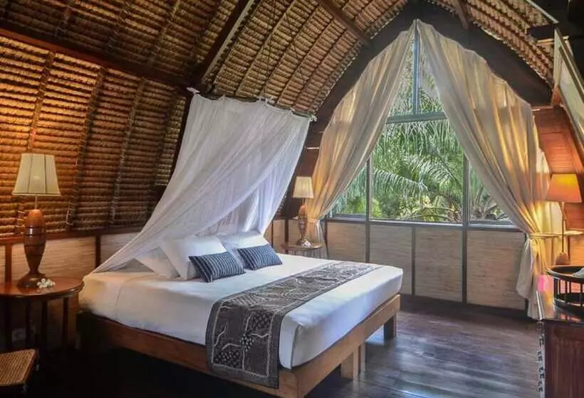 ホテル The Bali Purnati Center For The Arts