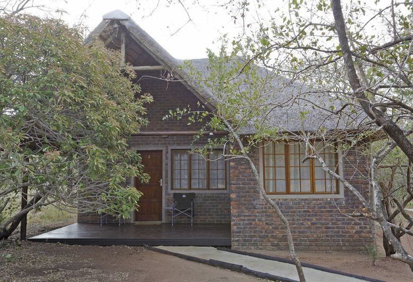 Hotell Tusk Bush Lodge