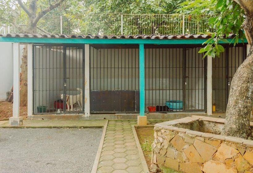 Hotel Urbanest Inn House Tb Simatupang