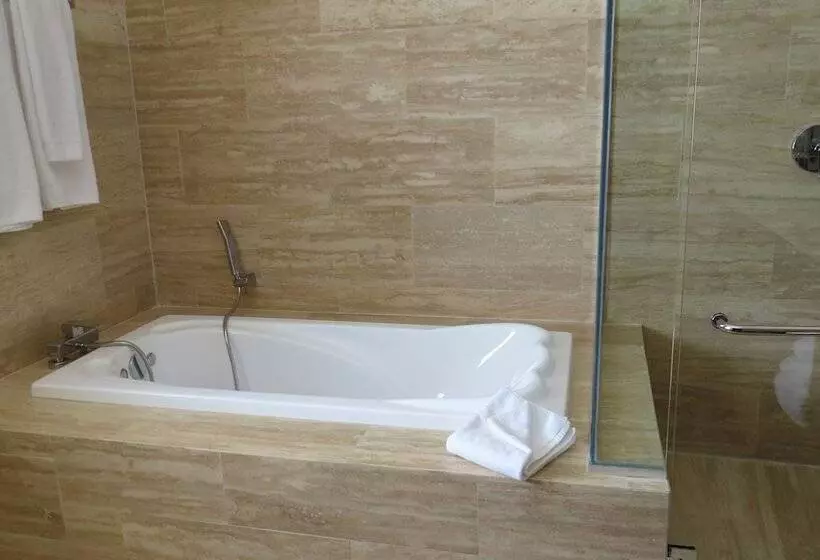 Paseo Suites