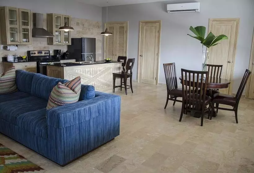 Paseo Suites