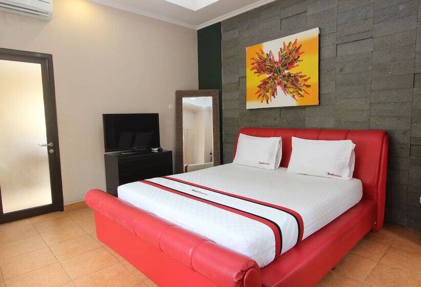 Pension (Hôtel basse catégorie) Reddoorz Near Casa Grande