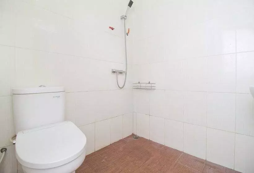 Majatalo Reddoorz Near Kebun Raya Bogor
