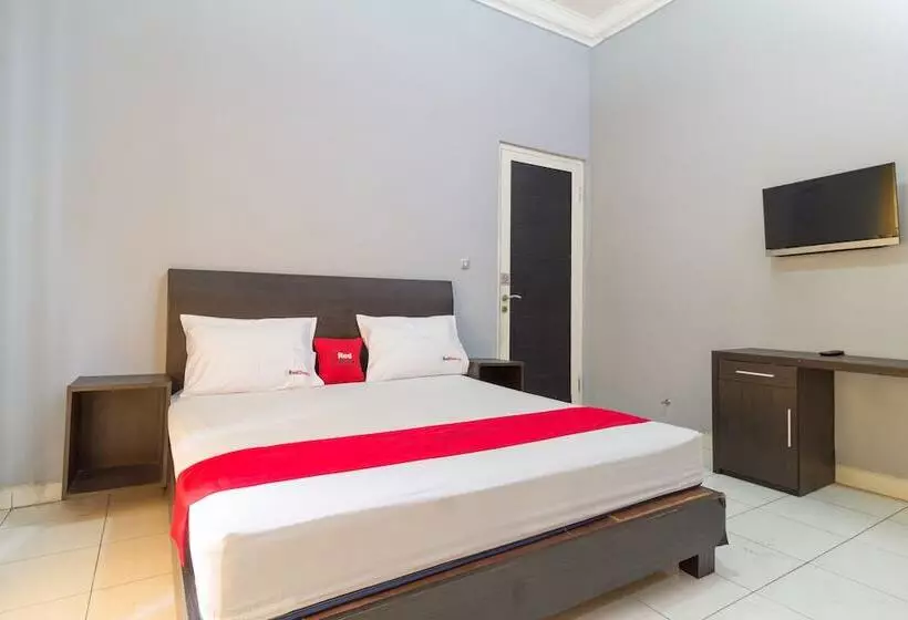 Majatalo Reddoorz Near Kebun Raya Bogor