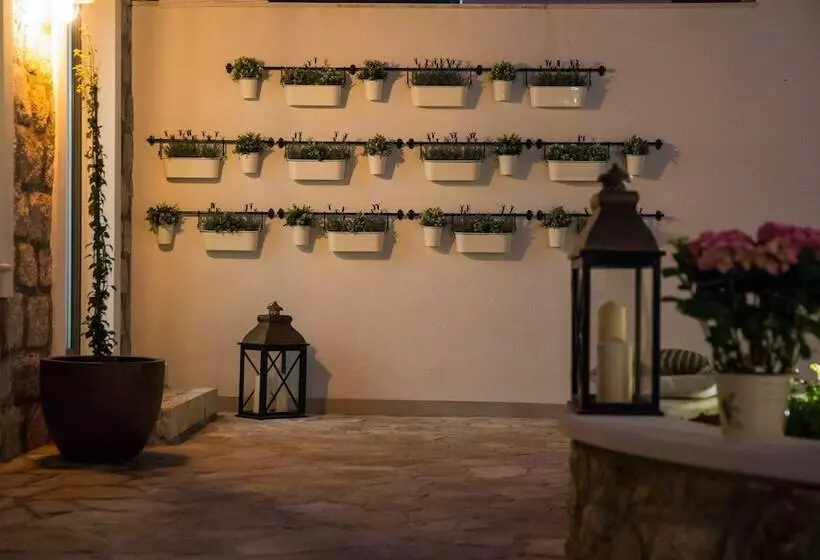 Majatalo Villa Diamond