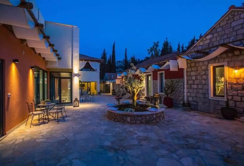 Majatalo Villa Diamond