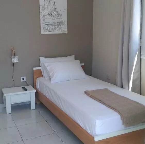 Pessada Bay Studios And Apartments