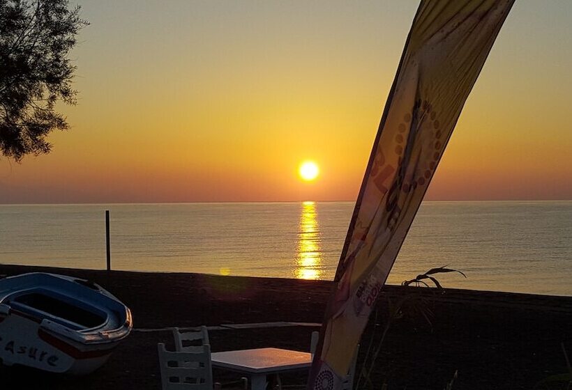 Pleasure Beachside Studios