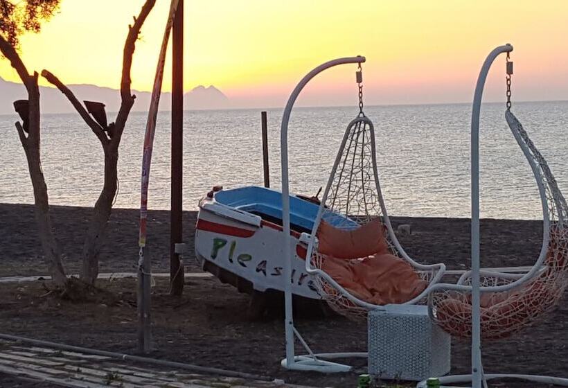 Pleasure Beachside Studios