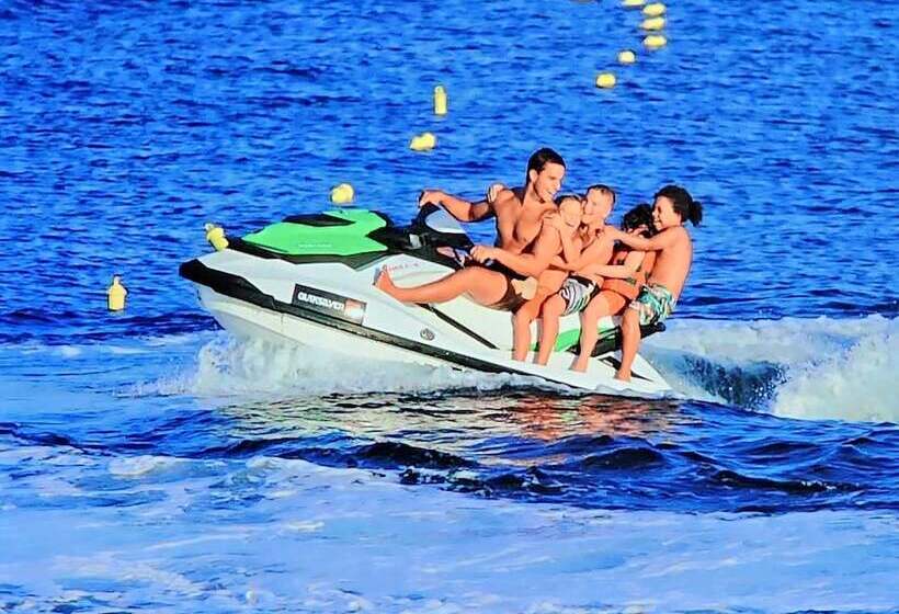 Pleasure Beachside Studios