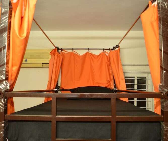 Social Rehab Downtown   Hostel