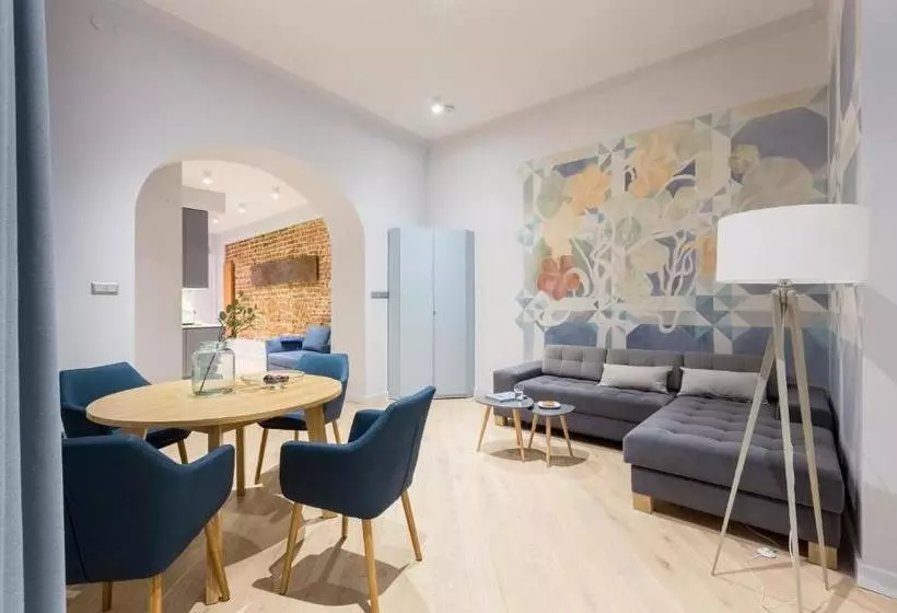 Cadena Gallery Apartments Witkacy
