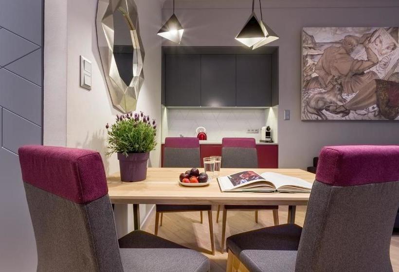 Cadena Gallery Apartments Witkacy