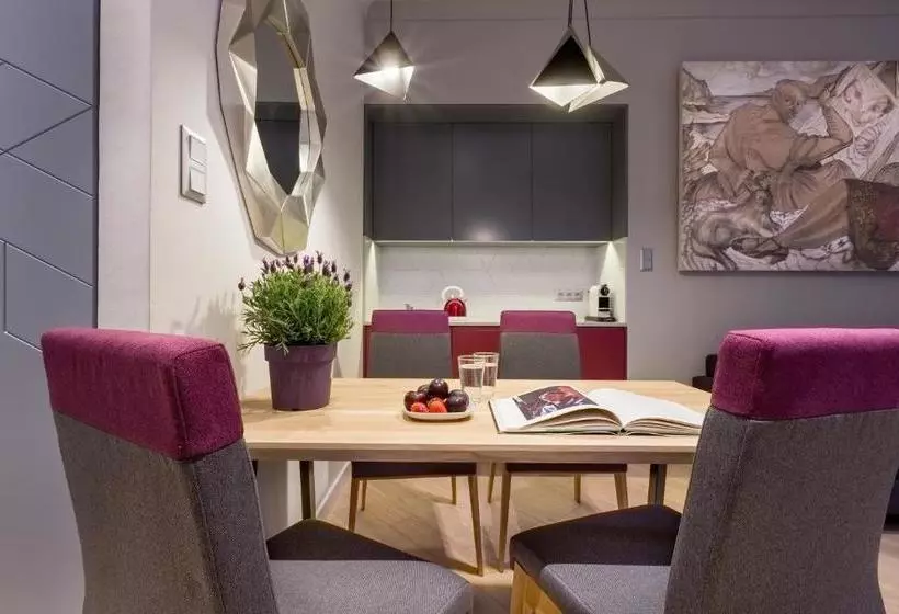 Cadena Gallery Apartments Witkacy