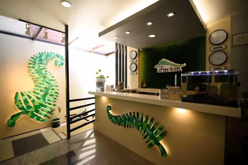ホテル Baguio Lefern