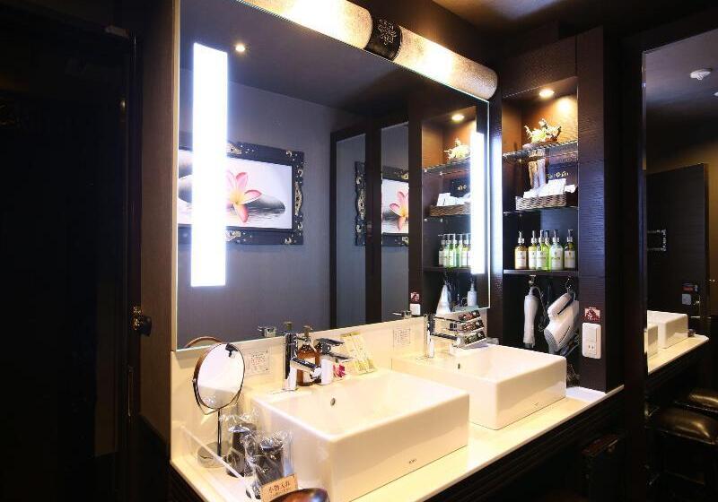 호텔 K6 Osaka Namba