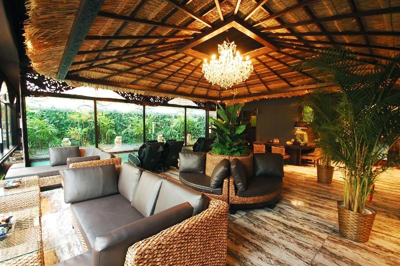 호텔 K6 Osaka Namba