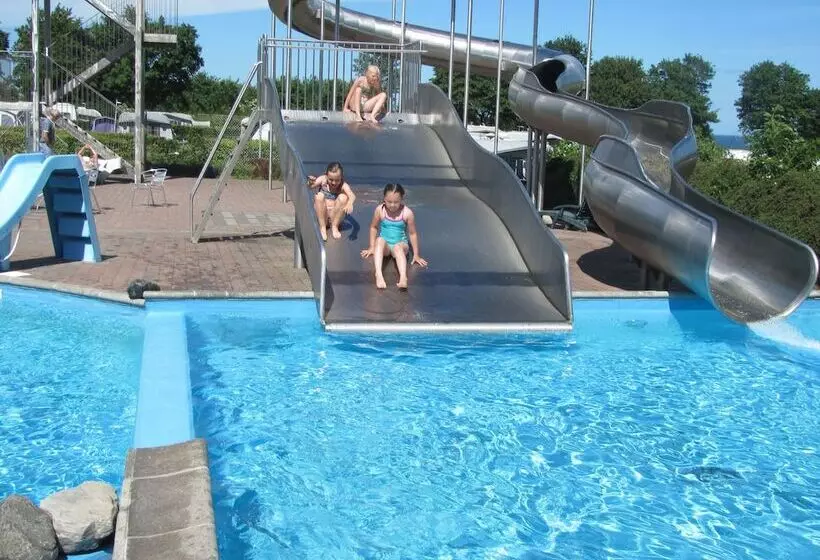 Hotelli Dancamps Trelde Naes