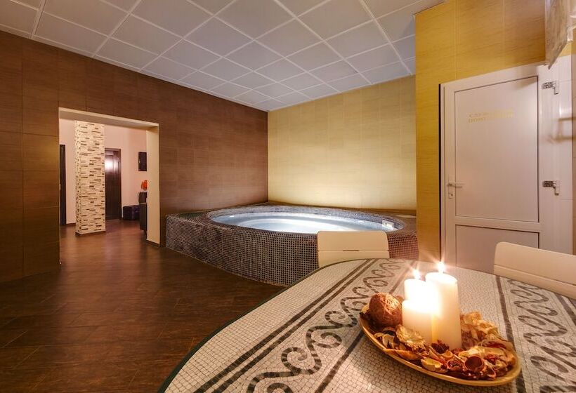 בית מלון כפרי Marton Villa Diego