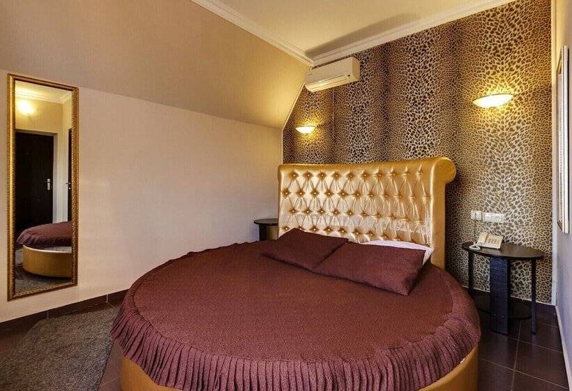 בית מלון כפרי Marton Villa Diego