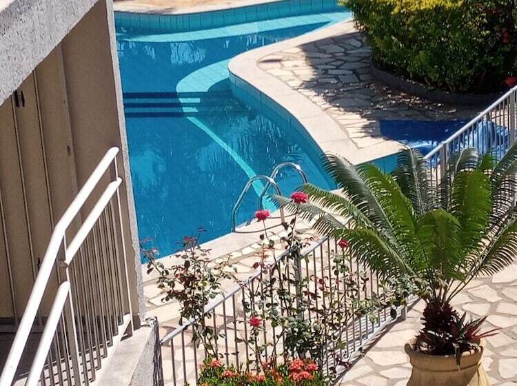 هتل Pousada 4estações