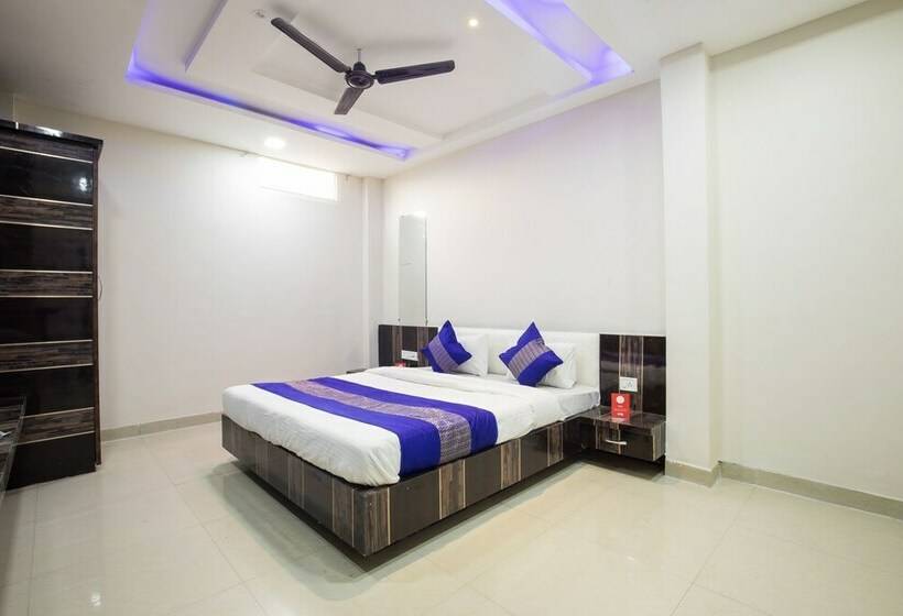 Отель Raj Palace