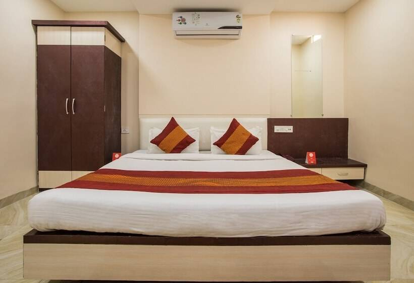 Отель Raj Palace