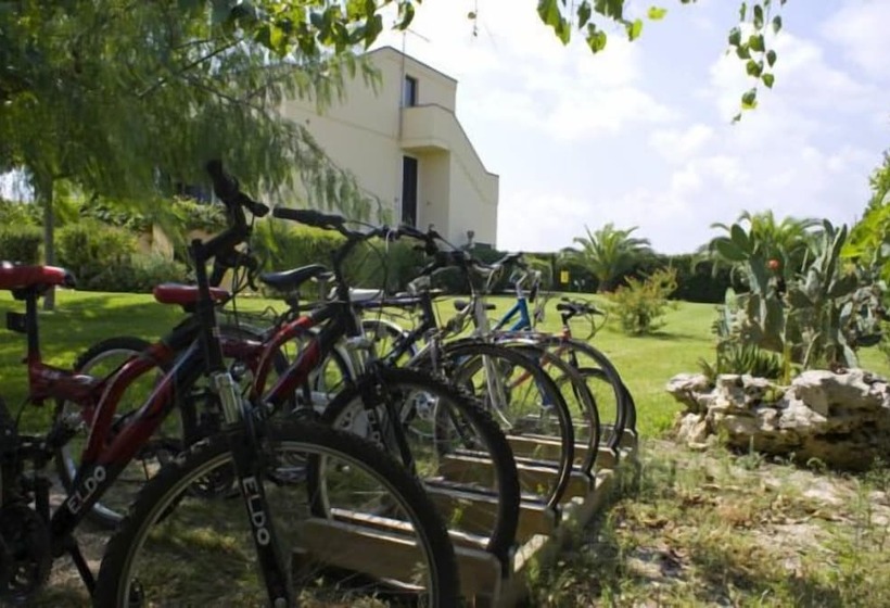 בית מלון כפרי Agriturismo Li Damiani