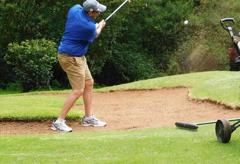 هتل Sigona Golf Suites