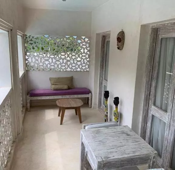 هتل The Villa Luxury Suites