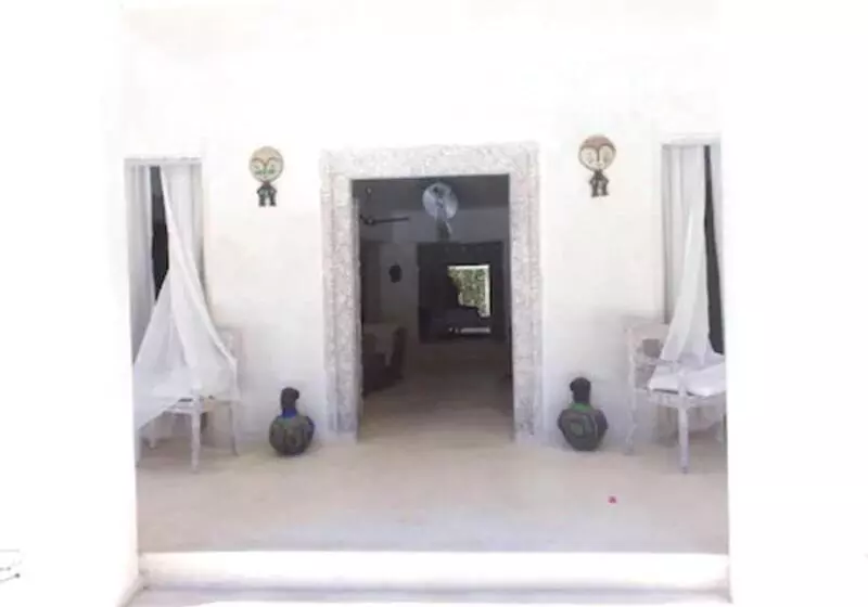 هتل The Villa Luxury Suites