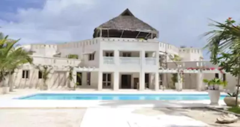 هتل The Villa Luxury Suites