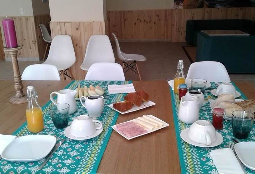 My Guest House Hostel