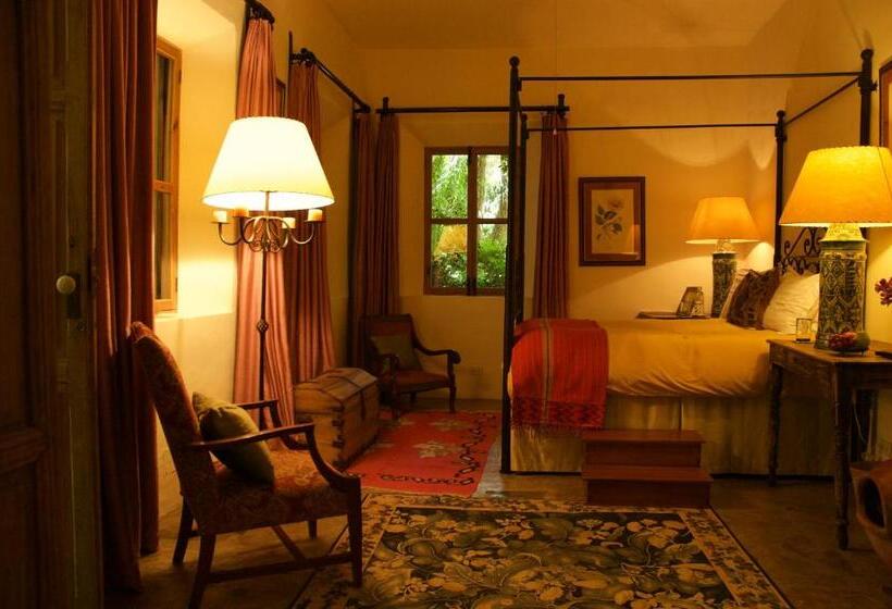 پانسیون Casa Mision De San Miguel