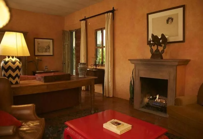 پانسیون Casa Mision De San Miguel