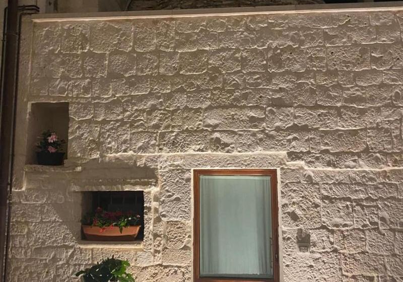 פנסיון Trullo Il Cantastorie