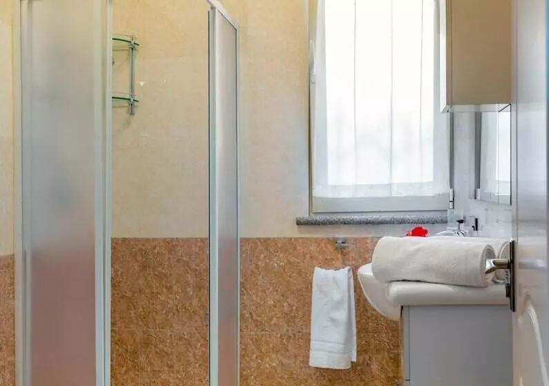 پانسیون Villa Roscia