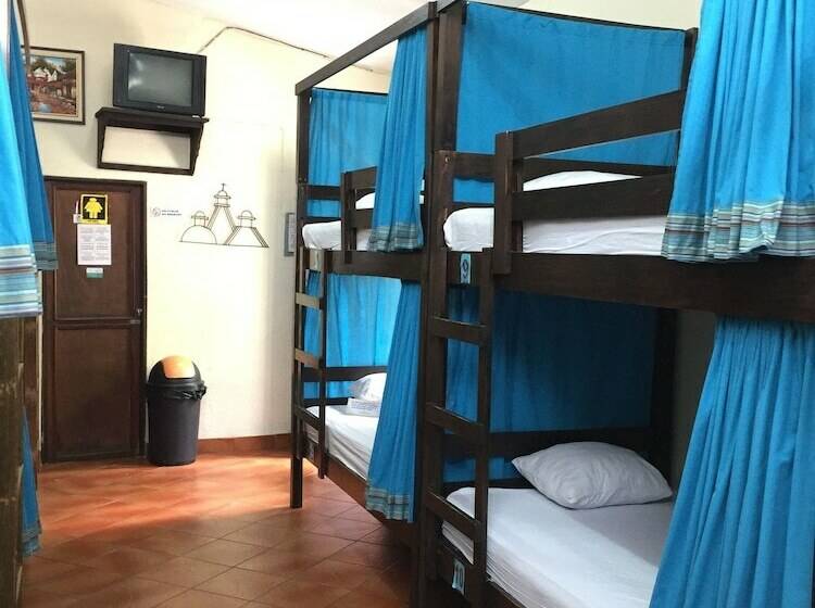 هاستل Hostal Antigua