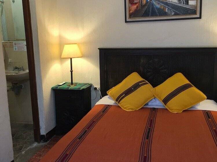هاستل Hostal Antigua