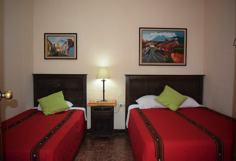 هاستل Hostal Antigua