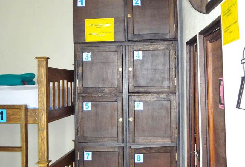 هاستل Hostal Antigua