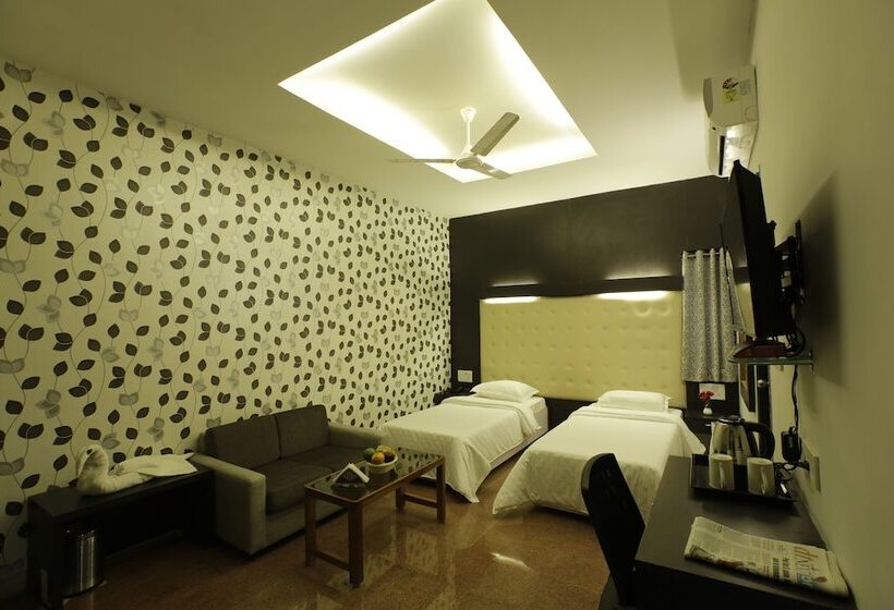 Hotelli Collection O Santhome Residency Near Marina Beach