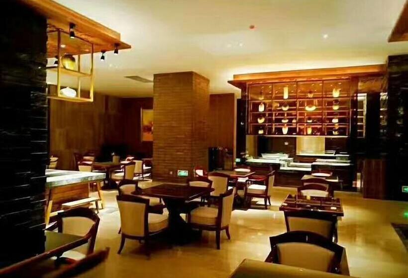 בית מלון כפרי Laibor International