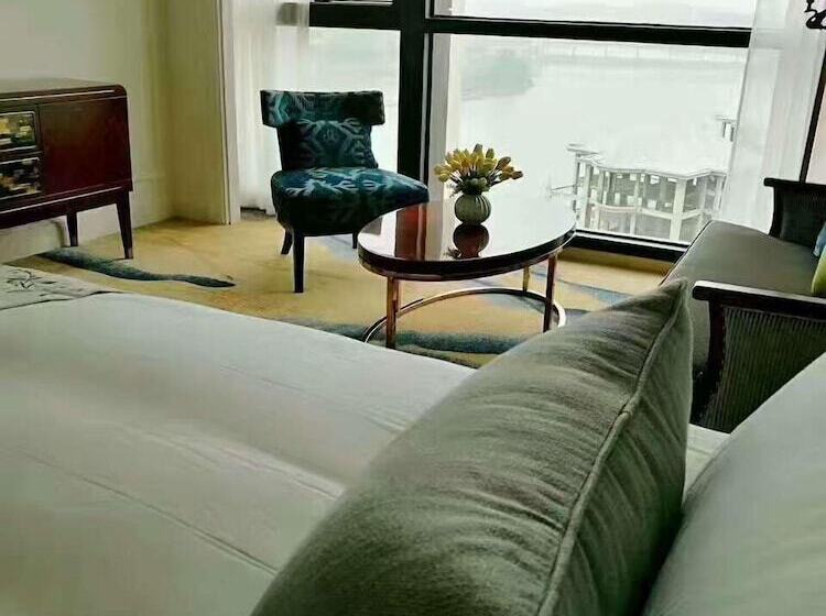 בית מלון כפרי Laibor International