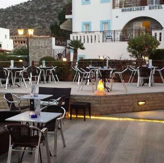 Hotel Moonlight