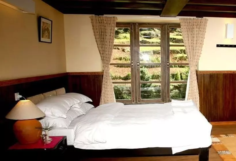 هتل Mountain Lodges Of Nepal, Monjo