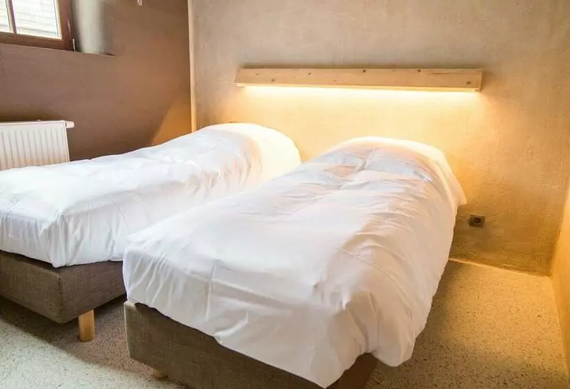 Hotelli Vakantiewoningen Eyndevelde
