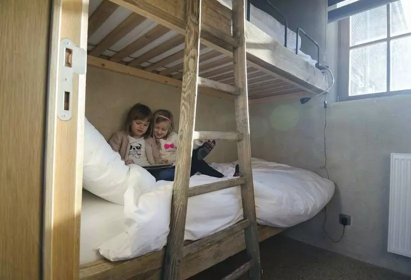Hotelli Vakantiewoningen Eyndevelde
