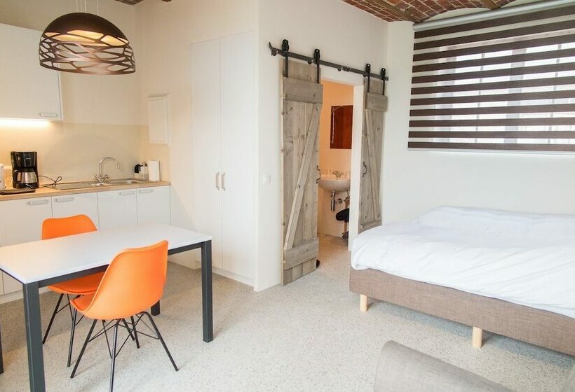 فندق Vakantiewoningen Eyndevelde